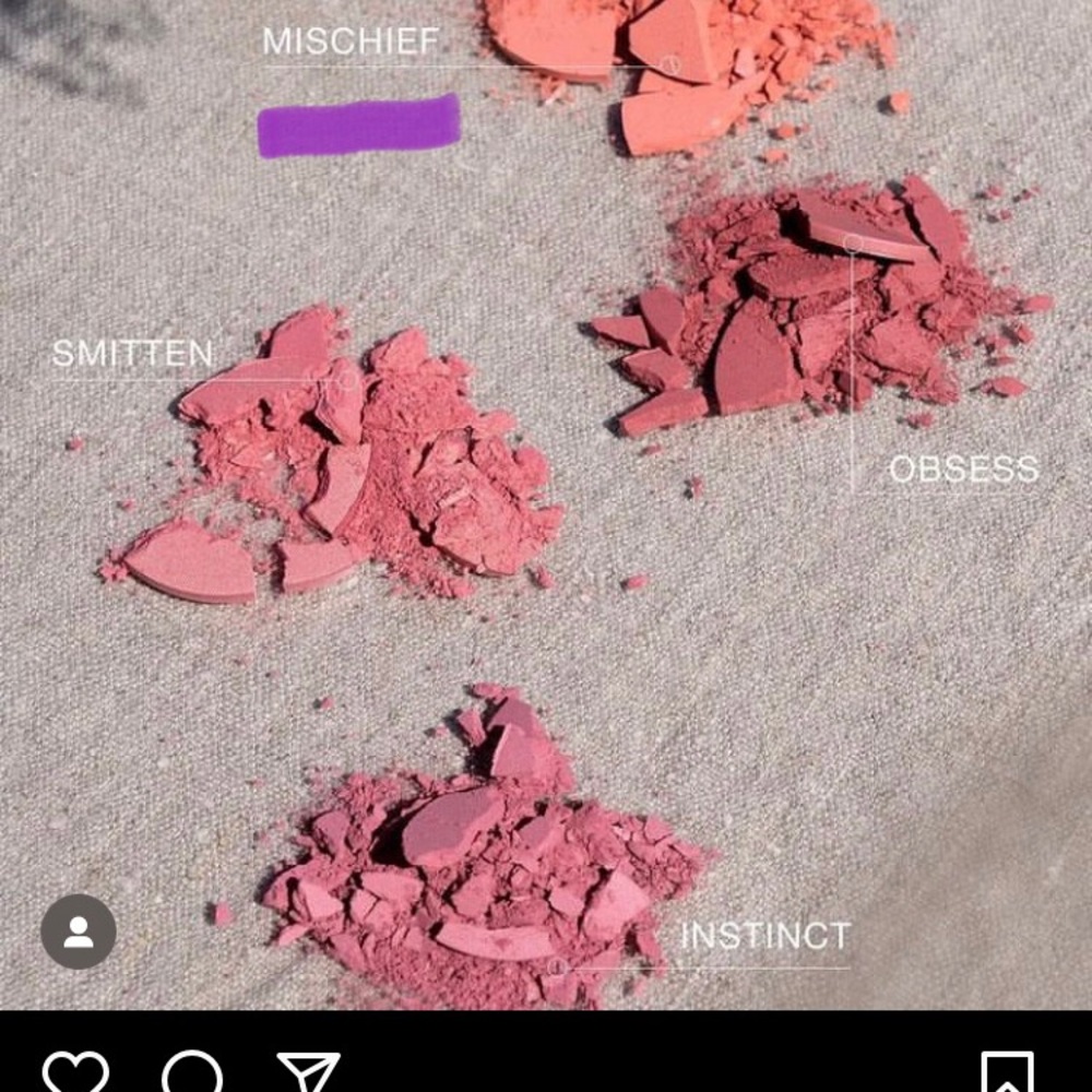 Vapour Beauty blush powder (color: Mischief)